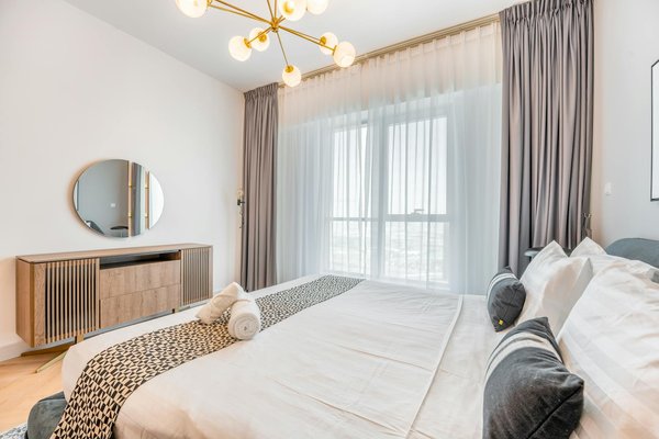 Safe and secure: top strategies for moving your antique doll collection across the uk